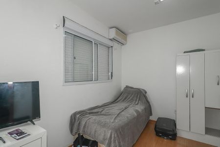 Quarto de apartamento à venda com 1 quarto, 46m² em Mário Quintana, Porto Alegre