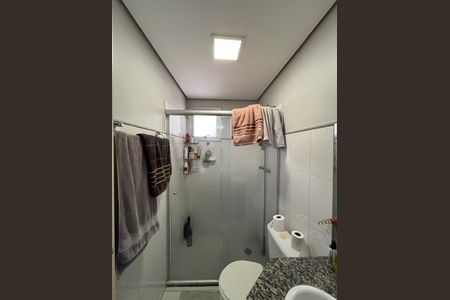 Apartamento à venda com 66m², 3 quartos e 2 vagasBanheiro da Suíte