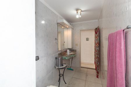 Casa para alugar com 160m², 3 quartos e 1 vaga Casa para alugar com 160m², 3 quartos e 1 vagaBanheiro 1