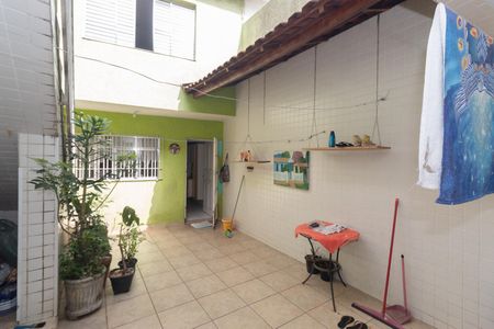 Casa para alugar com 160m², 3 quartos e 1 vaga Casa para alugar com 160m², 3 quartos e 1 vagaQuintal / Área de Serviço