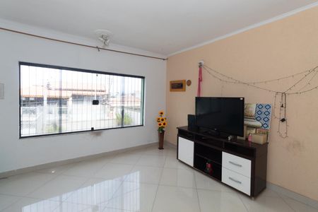 Casa para alugar com 160m², 3 quartos e 1 vaga Casa para alugar com 160m², 3 quartos e 1 vagaSala