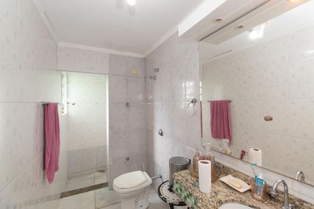 Casa para alugar com 160m², 3 quartos e 1 vaga Casa para alugar com 160m², 3 quartos e 1 vagaBanheiro 1