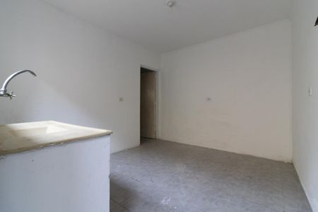 Casa para alugar com 31m², 1 quarto e sem vaga Casa para alugar com 31m², 1 quarto e sem vagaSala/Cozinha