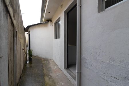 Casa para alugar com 31m², 1 quarto e sem vaga Casa para alugar com 31m², 1 quarto e sem vagaÁrea externa