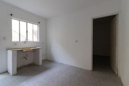 Casa para alugar com 31m², 1 quarto e sem vaga Casa para alugar com 31m², 1 quarto e sem vagaSala/Cozinha