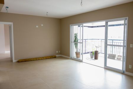 sala de apartamento à venda com 2 quartos, 75m² em Centro, Osasco