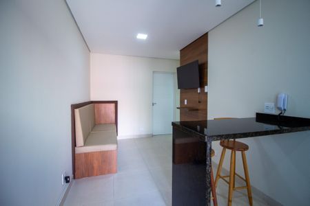 Studio para alugar com 40m², 1 quarto e 1 vaga Studio para alugar com 40m², 1 quarto e 1 vagaSala