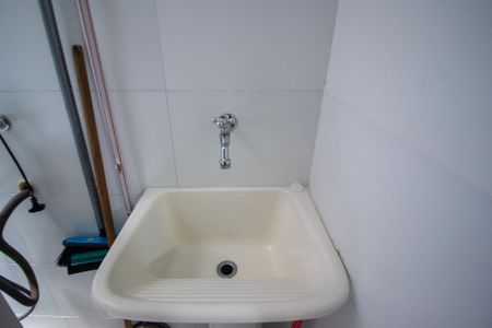 Studio para alugar com 40m², 1 quarto e 1 vaga Studio para alugar com 40m², 1 quarto e 1 vagaÁrea de Serviço