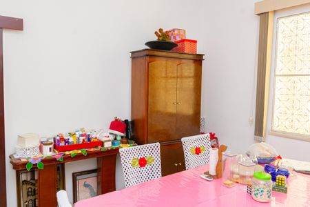 Casa para alugar com 130m², 3 quartos e 3 vagas Casa para alugar com 130m², 3 quartos e 3 vagasSala de Jantar