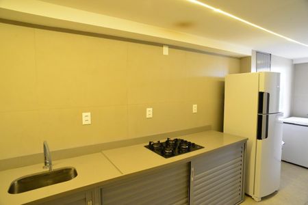 Apartamento à venda com 55m², 1 quarto e 1 vaga Apartamento à venda com 55m², 1 quarto e 1 vagaÁrea Comum - Salão de Festas Cozinha