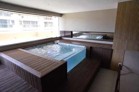 Apartamento à venda com 55m², 1 quarto e 1 vaga Apartamento à venda com 55m², 1 quarto e 1 vagaÁrea Comum - Ôfuro