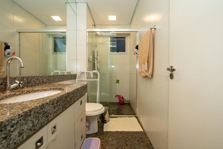 Apartamento à venda com 86m², 3 quartos e 2 vagasBANHEIRO2