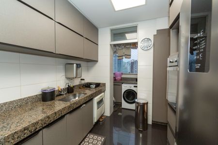 Apartamento à venda com 86m², 3 quartos e 2 vagasCOZINHA