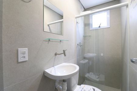 Banheiro de kitnet/studio para alugar com 1 quarto, 20m² em Barra Funda, São Paulo