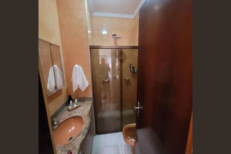 Casa à venda com 3 quartos, 130m² em Jardim Japao, São Paulo