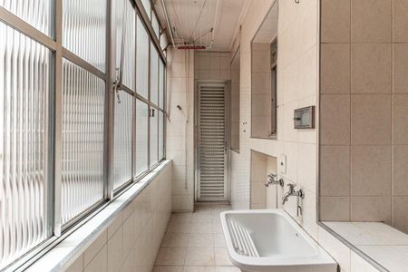 Apartamento à venda com 85m², 2 quartos e sem vaga Apartamento à venda com 85m², 2 quartos e sem vagaÁrea de Serviço