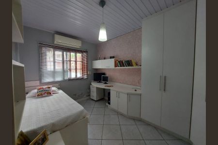 Casa à venda com 3 quartos, 180m² em Vila Nova, Novo Hamburgo