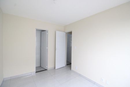 Quarto 2 de casa de condomínio à venda com 2 quartos, 70m² em Tanque, Rio de Janeiro