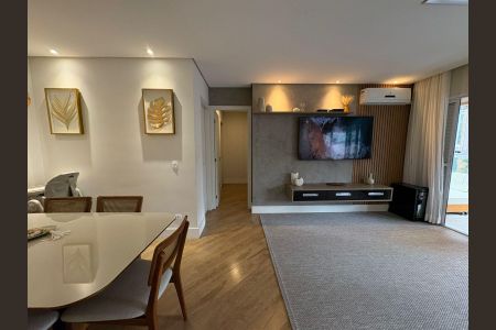 Apartamento para alugar com 100m², 2 quartos e 2 vagasSala