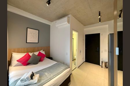 Quarto de kitnet/studio à venda com 0 quarto, 24m² em Santo Amaro, São Paulo