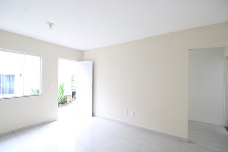 Sala de casa de condomínio à venda com 2 quartos, 70m² em Tanque, Rio de Janeiro