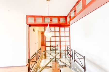Apartamento à venda com 85m², 2 quartos e 1 vagaSala