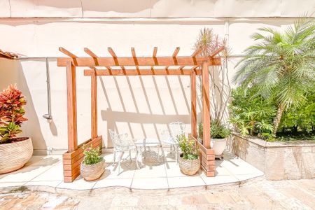 Apartamento à venda com 85m², 2 quartos e 1 vagaÁrea comum