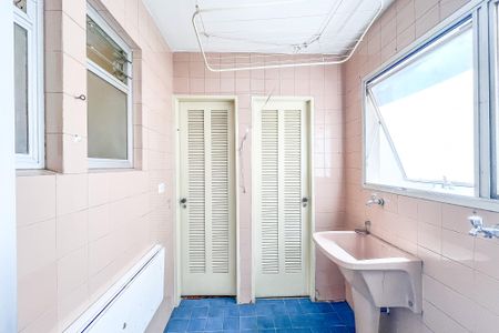 Apartamento à venda com 85m², 2 quartos e 1 vagaÁrea de Serviço