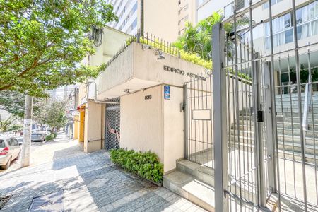 Apartamento à venda com 85m², 2 quartos e 1 vagaFachada