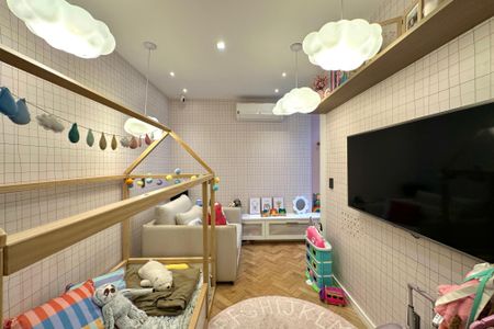 Apartamento à venda com 110m², 3 quartos e 1 vaga Apartamento à venda com 110m², 3 quartos e 1 vagaQuarto 1