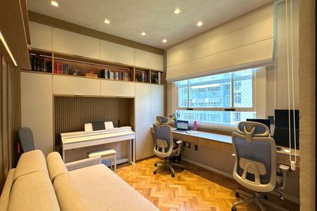 Apartamento à venda com 110m², 3 quartos e 1 vaga Apartamento à venda com 110m², 3 quartos e 1 vagaEscritório