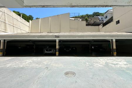 Apartamento à venda com 110m², 3 quartos e 1 vaga Apartamento à venda com 110m², 3 quartos e 1 vagaÁrea comum