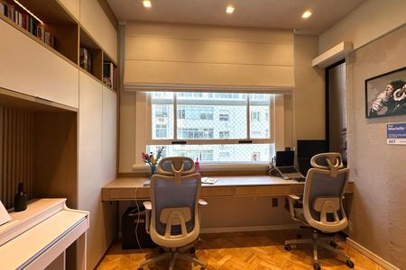 Apartamento à venda com 110m², 3 quartos e 1 vaga Apartamento à venda com 110m², 3 quartos e 1 vagaEscritório