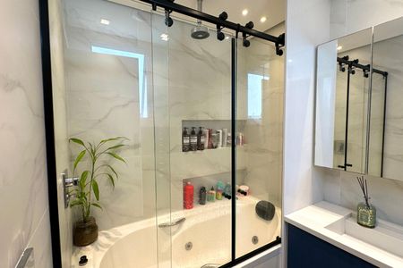 Apartamento à venda com 110m², 3 quartos e 1 vaga Apartamento à venda com 110m², 3 quartos e 1 vagaBanheiro Suíte