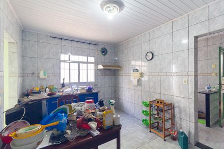 Casa à venda com 264m², 2 quartos e 2 vagas Casa à venda com 264m², 2 quartos e 2 vagasCozinha