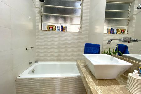 Apartamento à venda com 65m², 2 quartos e 1 vaga Apartamento à venda com 65m², 2 quartos e 1 vagaBanheiro