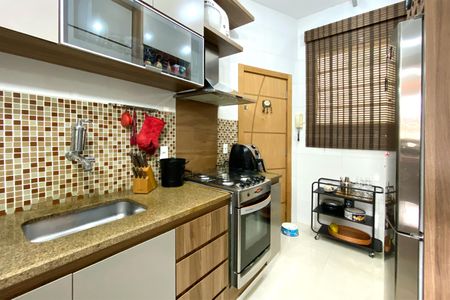 Apartamento à venda com 65m², 2 quartos e 1 vaga Apartamento à venda com 65m², 2 quartos e 1 vagaCozinha