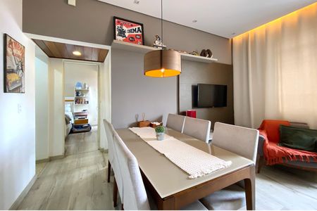 Apartamento à venda com 65m², 2 quartos e 1 vaga Apartamento à venda com 65m², 2 quartos e 1 vagaSala