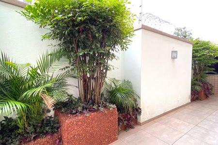 Apartamento à venda com 65m², 2 quartos e 1 vaga Apartamento à venda com 65m², 2 quartos e 1 vagaÁrea comum - Jardim