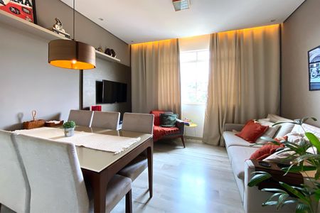 Apartamento à venda com 65m², 2 quartos e 1 vaga Apartamento à venda com 65m², 2 quartos e 1 vagaSala