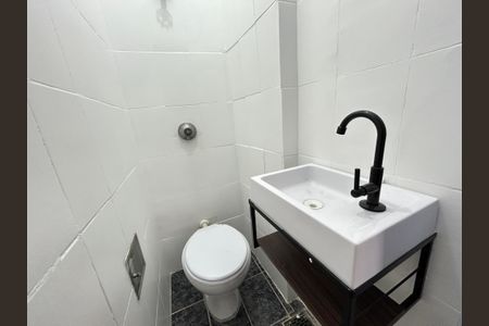 Apartamento para alugar com 70m², 2 quartos e 1 vagaBanheiro de serviço