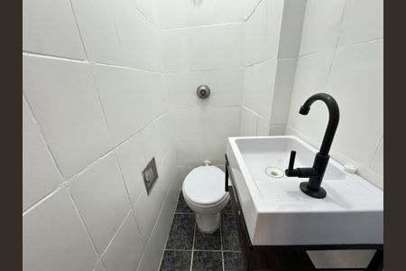 Apartamento para alugar com 70m², 2 quartos e 1 vagaBanheiro de serviço