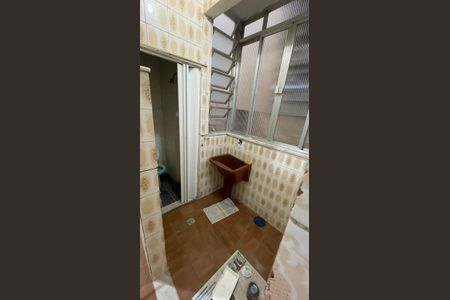 Área de serviço de apartamento para alugar com 2 quartos, 70m² em Todos os Santos, Rio de Janeiro