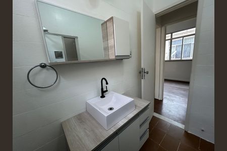 Apartamento para alugar com 70m², 2 quartos e 1 vagaBanheiro