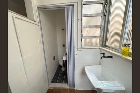 Apartamento para alugar com 70m², 2 quartos e 1 vagaÁrea de Serviço