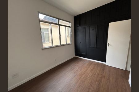 Quarto 1 de apartamento para alugar com 2 quartos, 70m² em Todos Os Santos, Rio de Janeiro