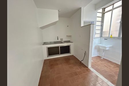Apartamento para alugar com 70m², 2 quartos e 1 vagaCozinha