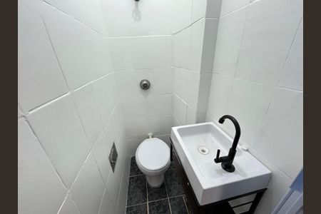 Apartamento para alugar com 70m², 2 quartos e 1 vagaBanheiro de serviço
