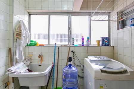 Apartamento à venda com 80m², 3 quartos e 1 vagaÁrea de Serviço