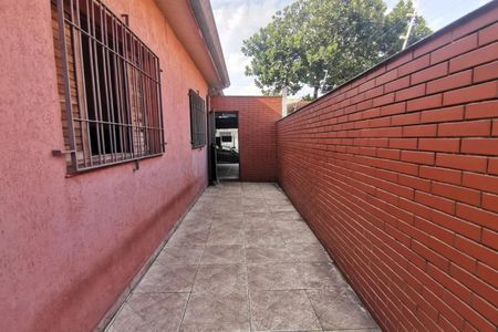 Casa à venda com 240m², 2 quartos e 2 vagas Casa à venda com 240m², 2 quartos e 2 vagasFoto 01